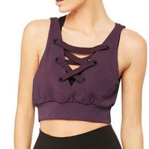 ALO yoga gorgeous purple crop top! 💜🦄🙋‍♀️💟☯️